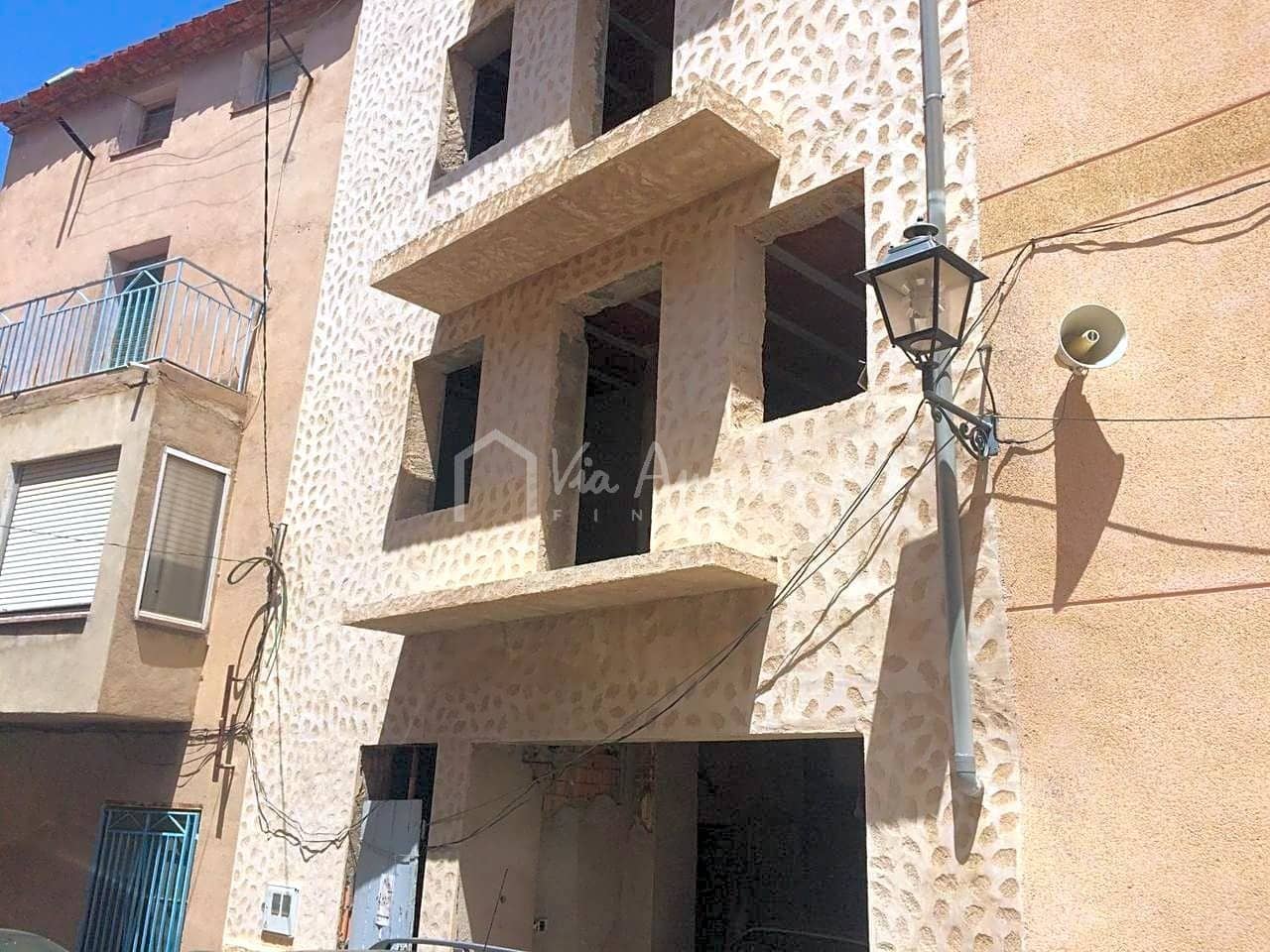 3 soveværelse Villa til salg i Rasquera med garage - € 90.000 (Ref: 4985301)