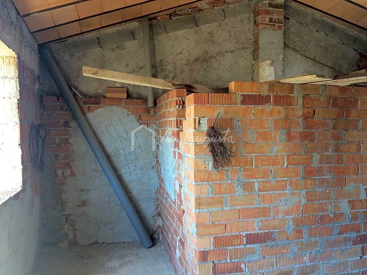 3 soveværelse Villa til salg i Rasquera med garage - € 90.000 (Ref: 4985301)