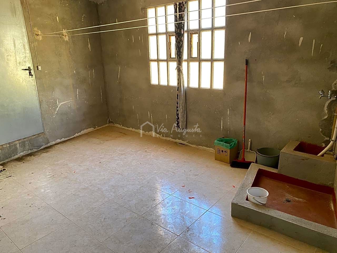 5 soveværelse Villa til salg i El Perello - € 107.000 (Ref: 6276254)