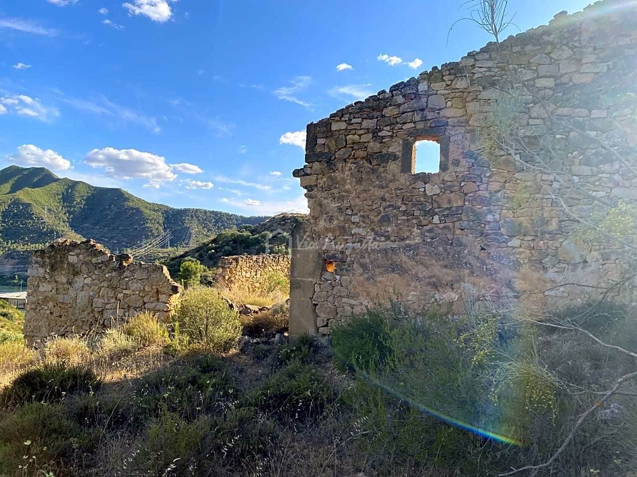 Grunde uden byggetilladelser til salg i Riba-roja d'Ebre - € 70.000 (Ref: 6905978)