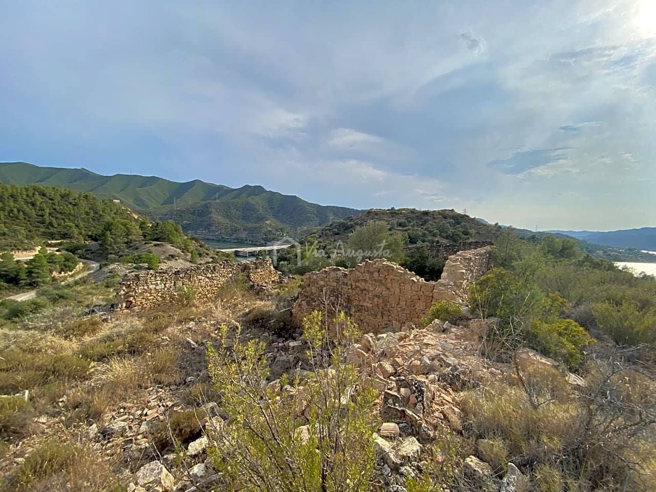 Grunde uden byggetilladelser til salg i Riba-roja d'Ebre - € 70.000 (Ref: 6905978)