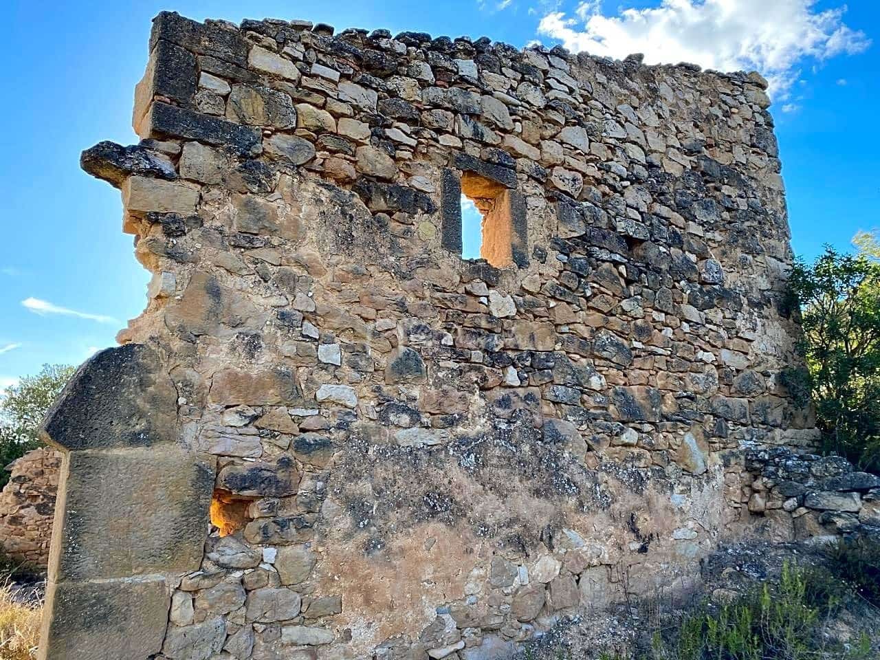 Grunde uden byggetilladelser til salg i Riba-roja d'Ebre - € 70.000 (Ref: 6905978)