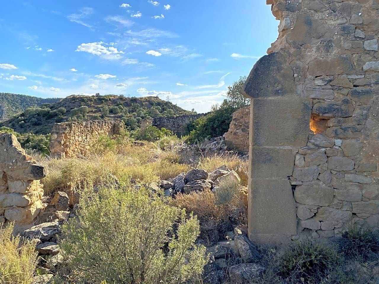 Grunde uden byggetilladelser til salg i Riba-roja d'Ebre - € 70.000 (Ref: 6905978)