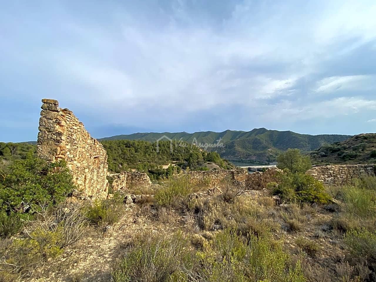 Grunde uden byggetilladelser til salg i Riba-roja d'Ebre - € 70.000 (Ref: 6905978)