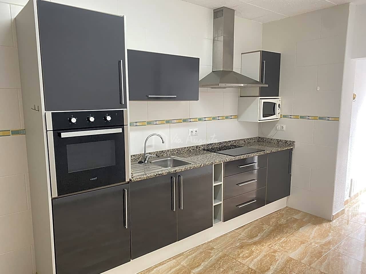 6 soveværelse Villa til salg i Deltebre med garage - € 250.000 (Ref: 6985205)