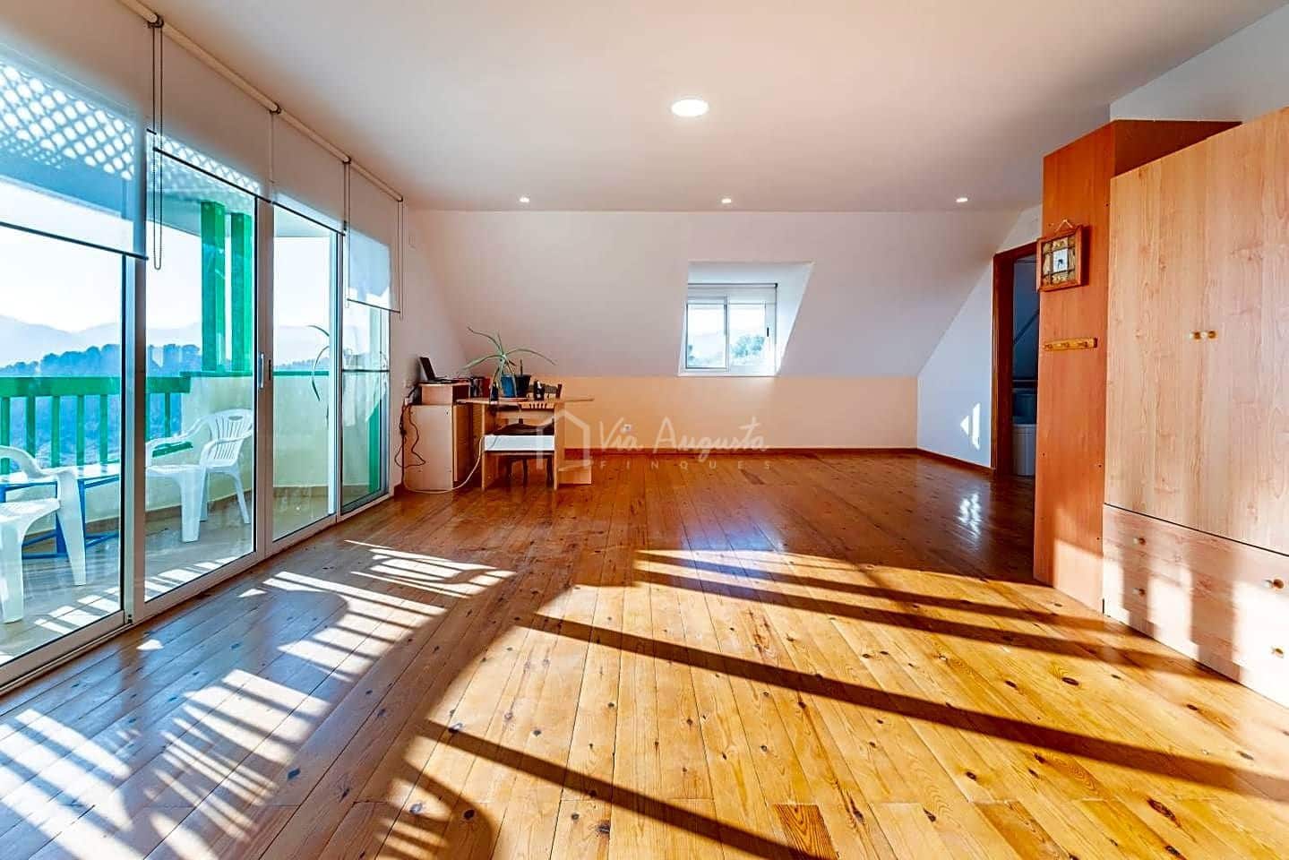 3 soverom Finca/Herregård til salgs i Riudecols med garasje - € 790 000 (Ref: 6995730)