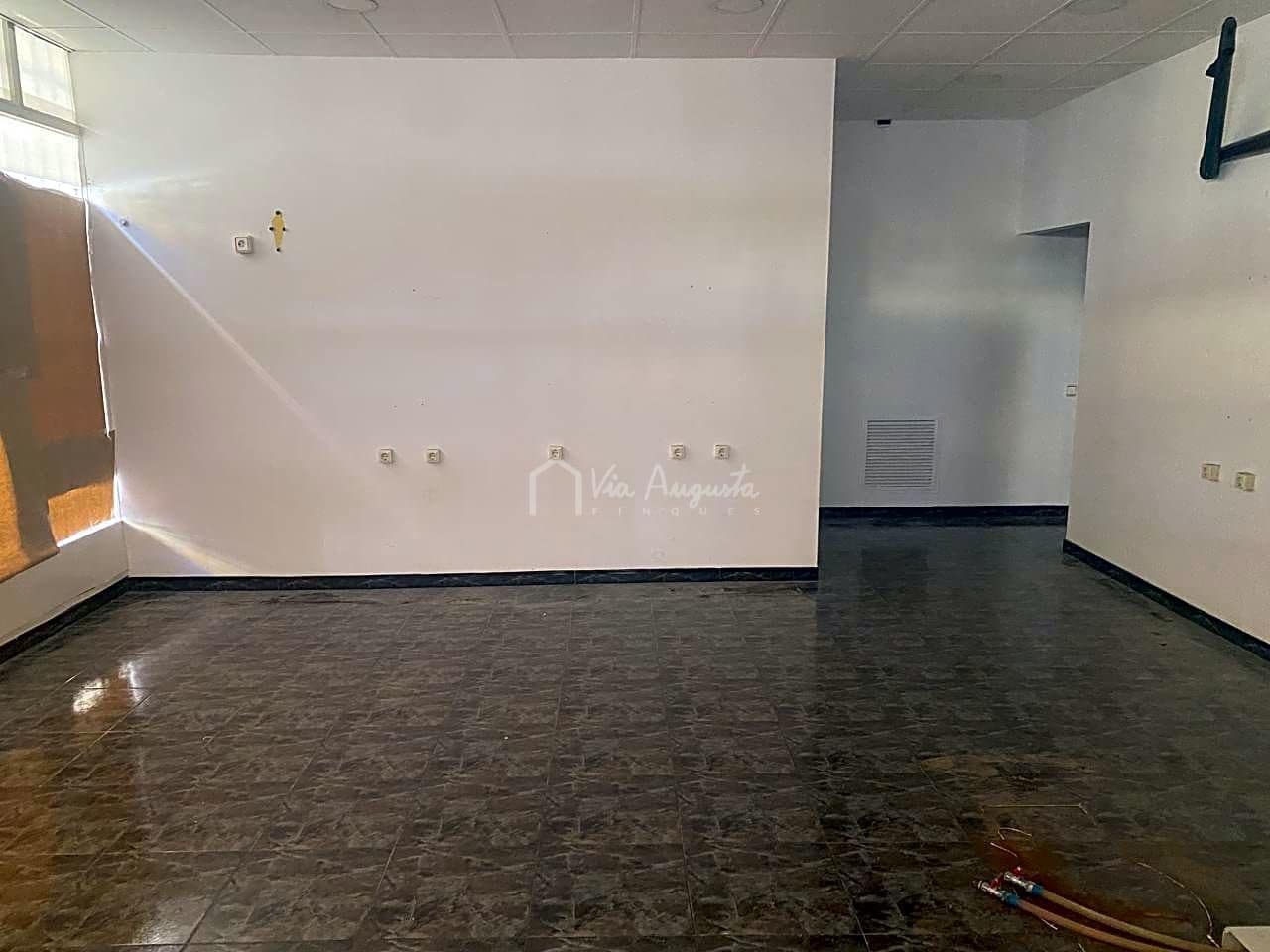 2 soverom Bedrift til salgs i Tortosa - € 114 000 (Ref: 7392173)