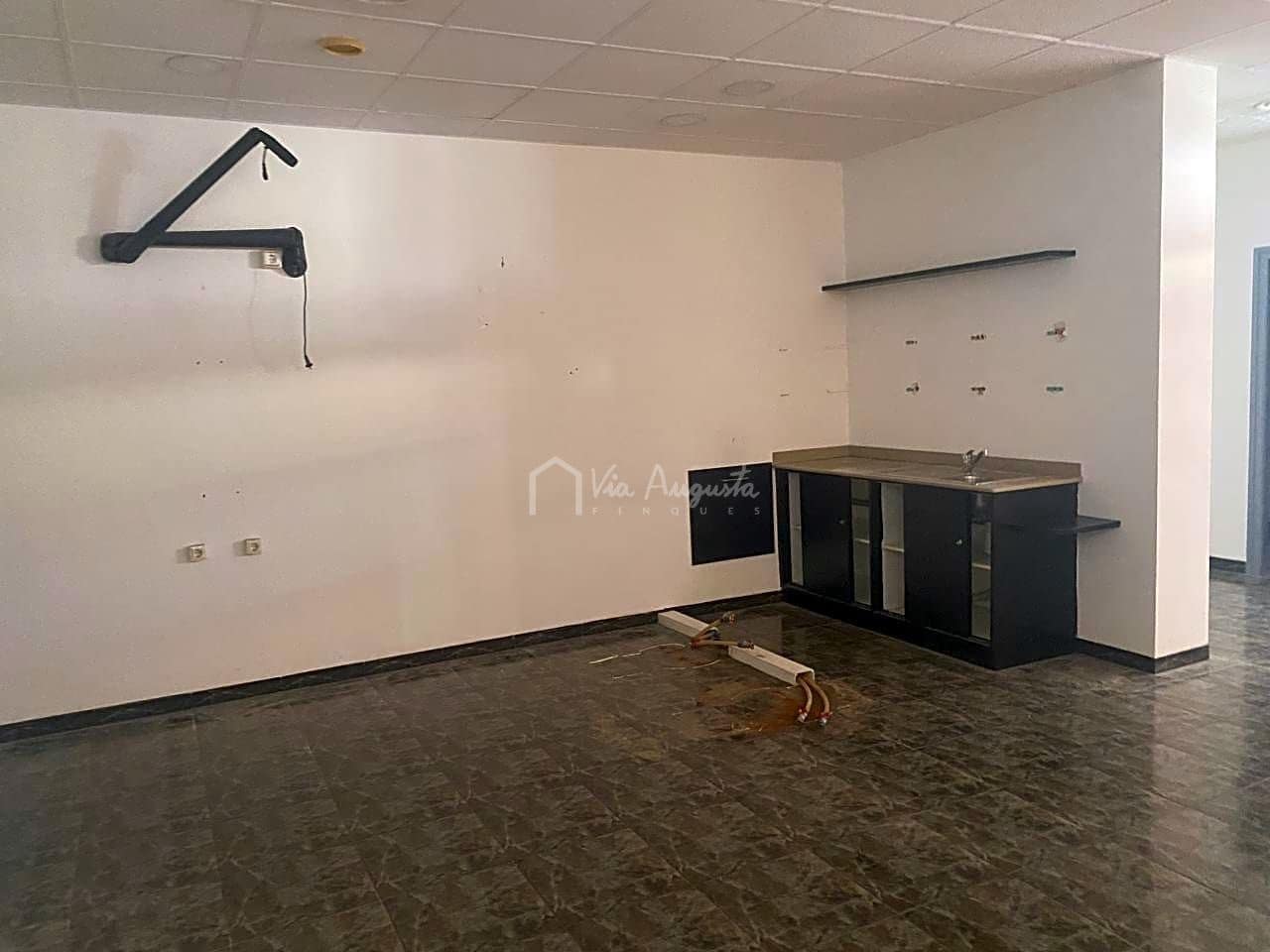 2 soverom Bedrift til salgs i Tortosa - € 114 000 (Ref: 7392173)