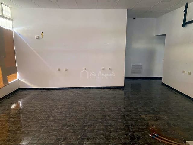 2 soverom Bedrift til salgs i Tortosa - € 114 000 (Ref: 7392173)