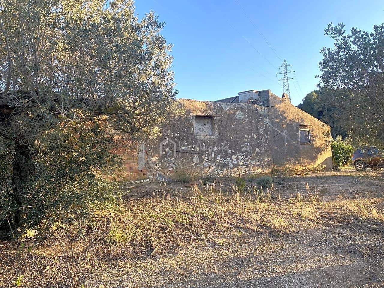 Mark till salu i El Perello - 250 000 € (Ref: 7546422)