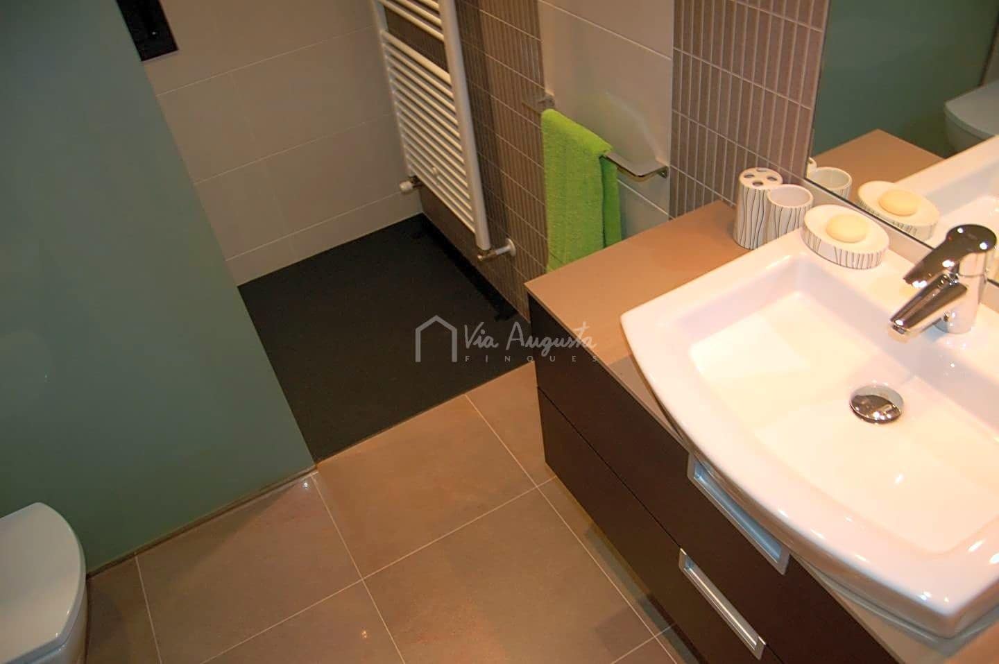 4 soveværelse Villa til salg i Tortosa med swimmingpool garage - € 520.000 (Ref: 7733902)