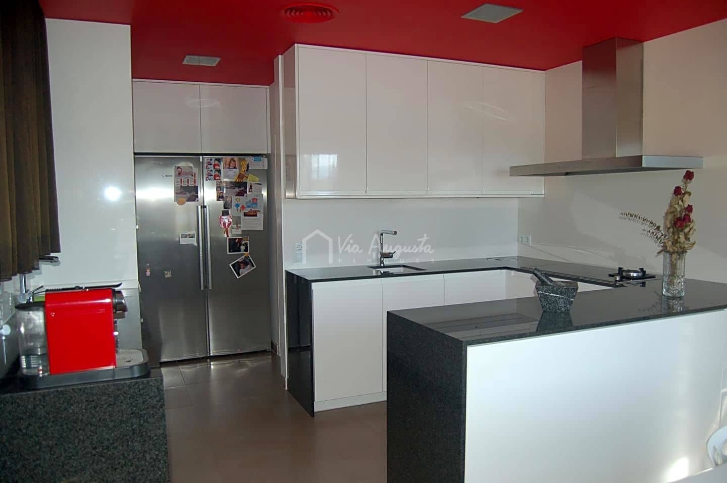 4 soveværelse Villa til salg i Tortosa med swimmingpool garage - € 520.000 (Ref: 7733902)