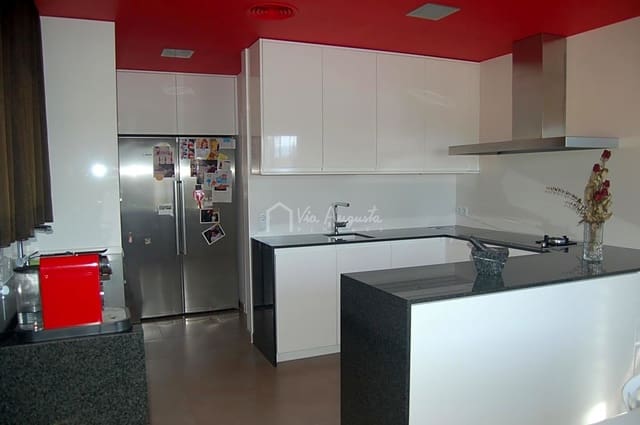 4 soverom Villa til salgs i Tortosa med svømmebasseng garasje - € 520 000 (Ref: 7733902)