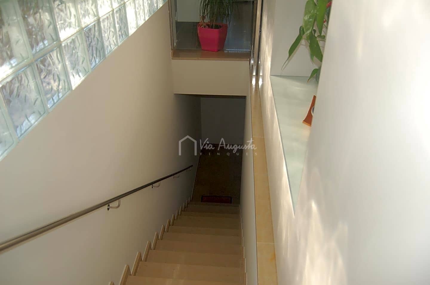 4 soveværelse Villa til salg i Tortosa med swimmingpool garage - € 520.000 (Ref: 7733902)