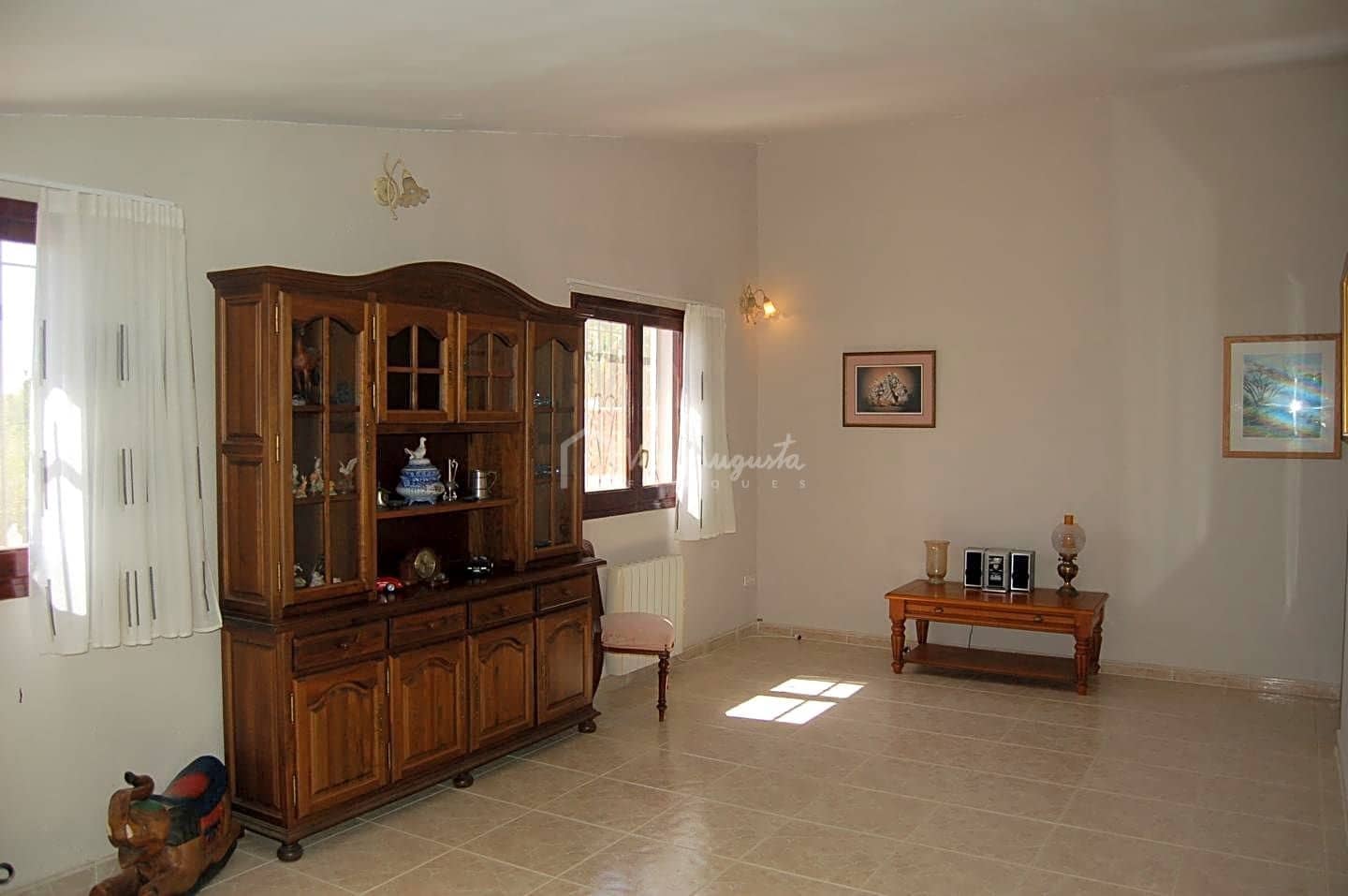 6 soveværelse Villa til salg i L'Ampolla med swimmingpool garage - € 399.999 (Ref: 7737462)