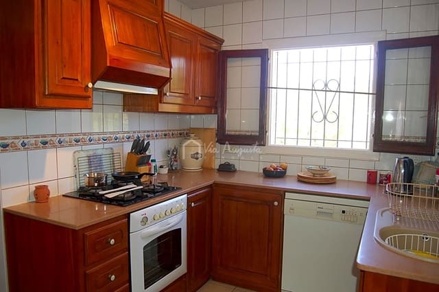 6 slaapkamer Villa te koop in L'Ampolla met zwembad garage - € 399.999 (Ref: 7737462)