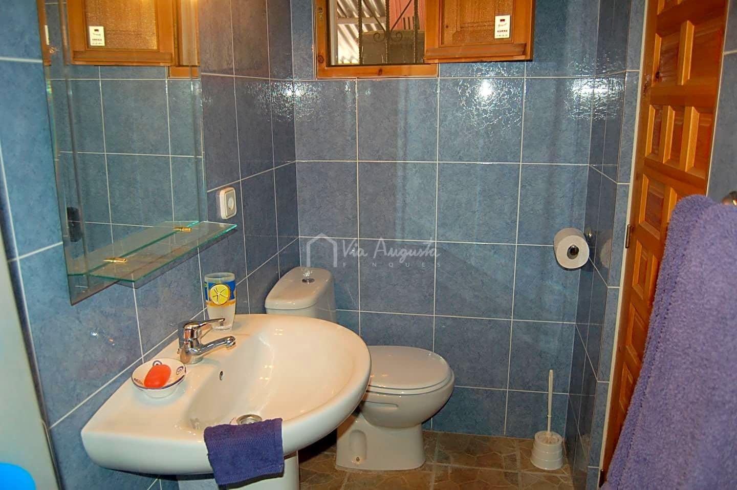 6 soveværelse Villa til salg i L'Ampolla med swimmingpool garage - € 399.999 (Ref: 7737462)