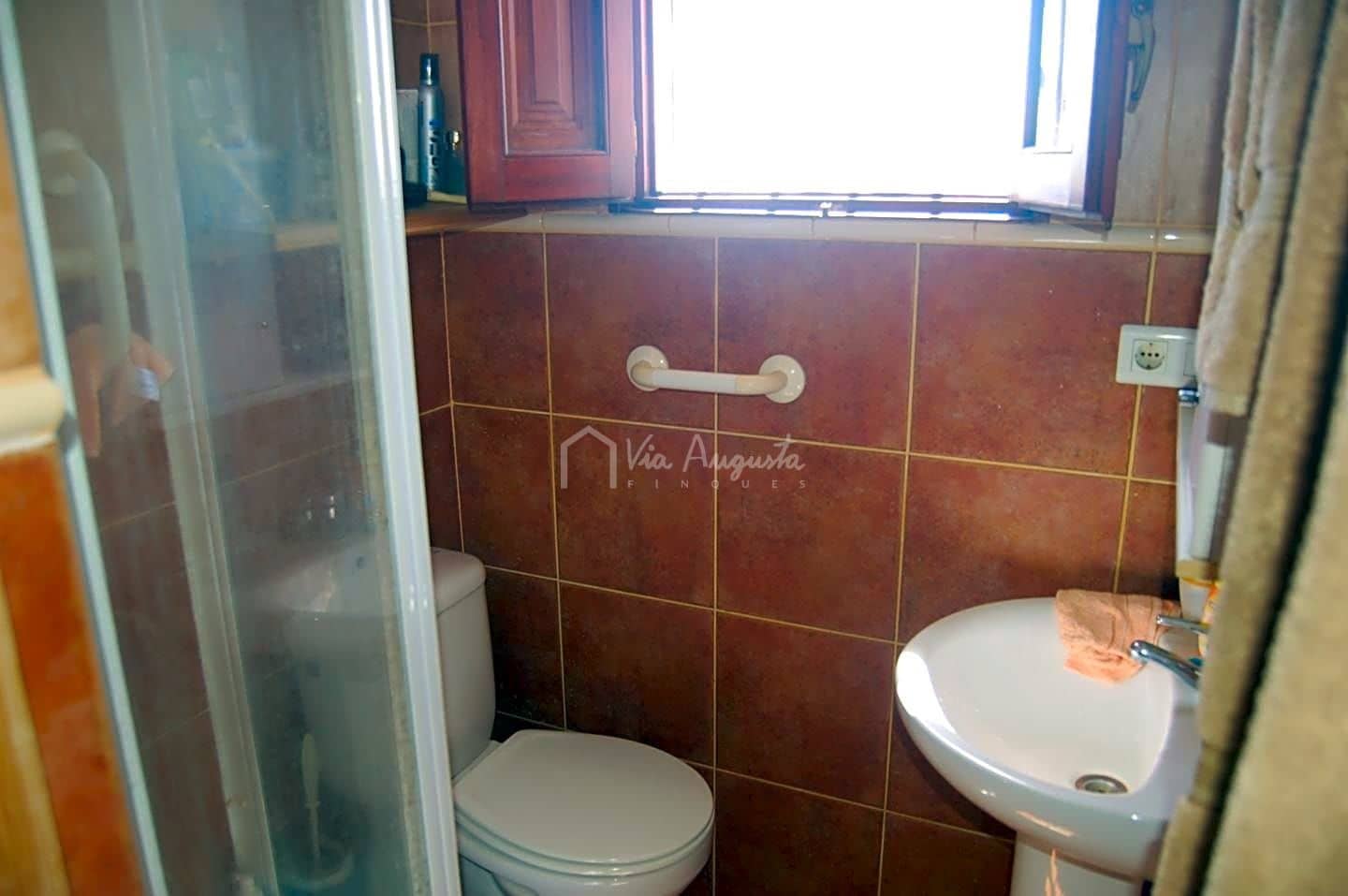 6 soveværelse Villa til salg i L'Ampolla med swimmingpool garage - € 399.999 (Ref: 7737462)