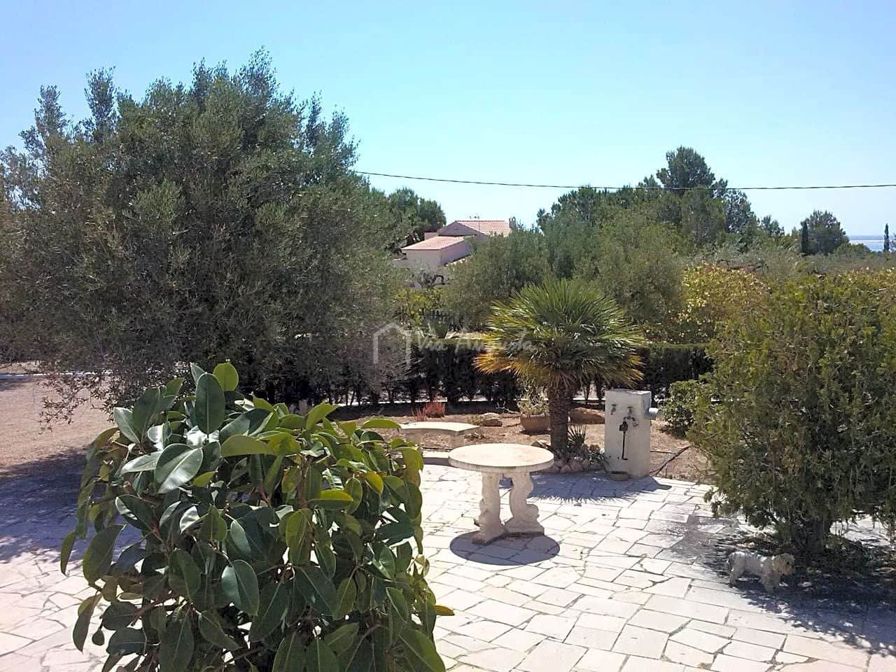 6 soveværelse Villa til salg i L'Ampolla med swimmingpool garage - € 399.999 (Ref: 7737462)