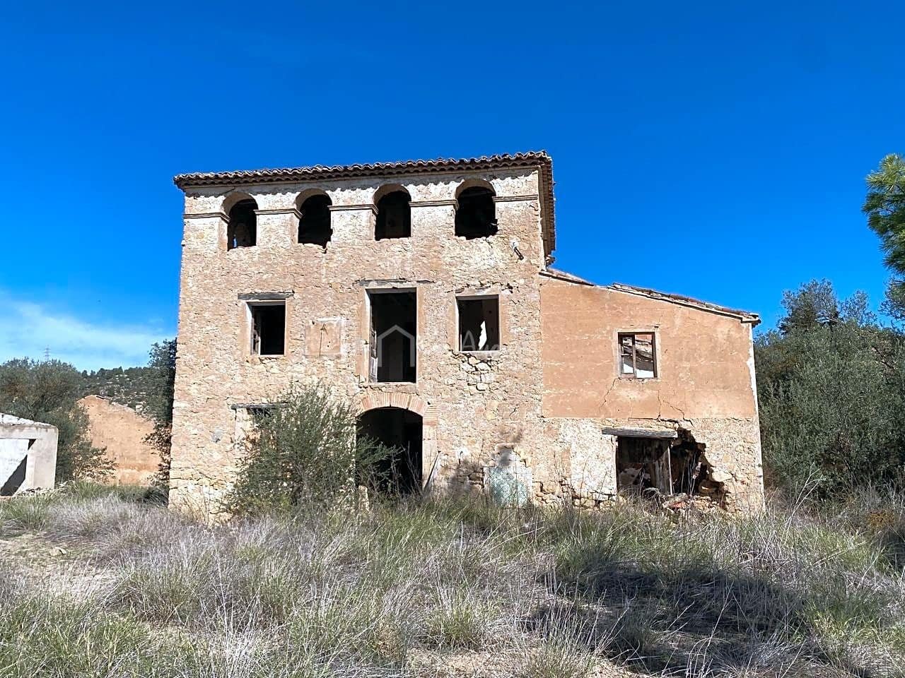 Grunde uden byggetilladelser til salg i Asco - € 450.000 (Ref: 7836289)