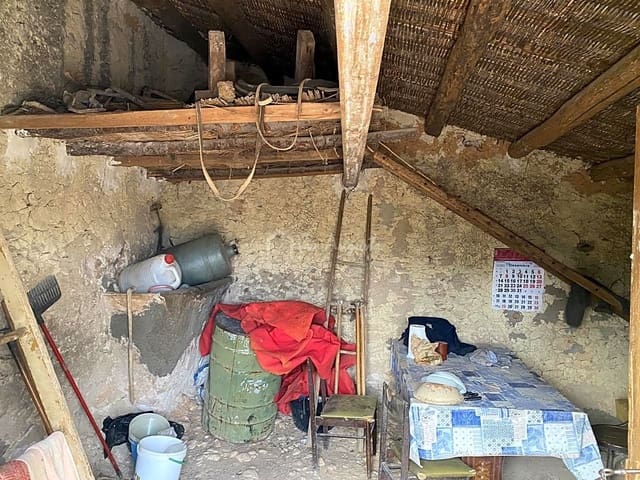 Grunde uden byggetilladelser til salg i El Perelló - € 60.000 (Ref: 8094735)