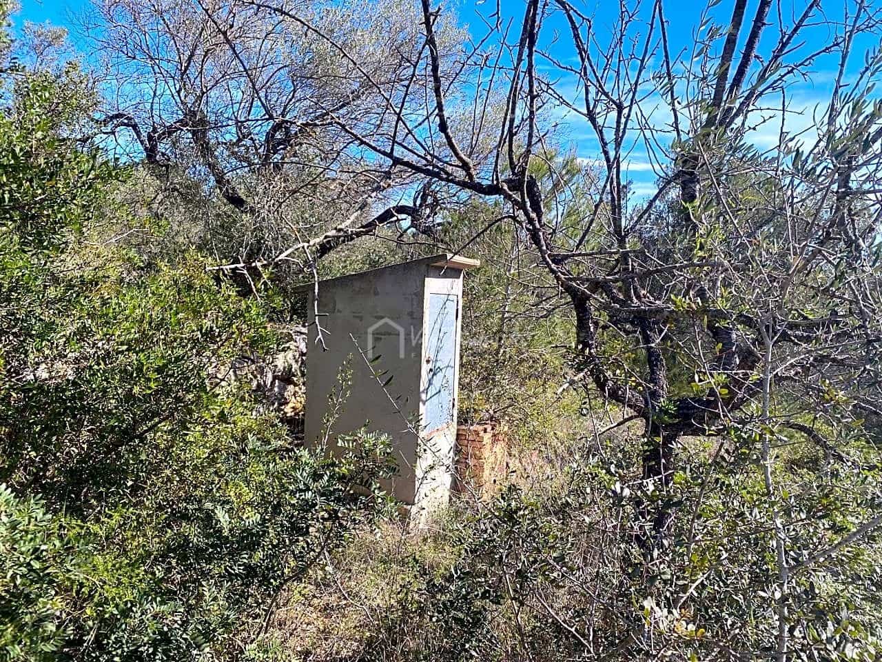 Grunde uden byggetilladelser til salg i El Perello - € 47.000 (Ref: 8311130)