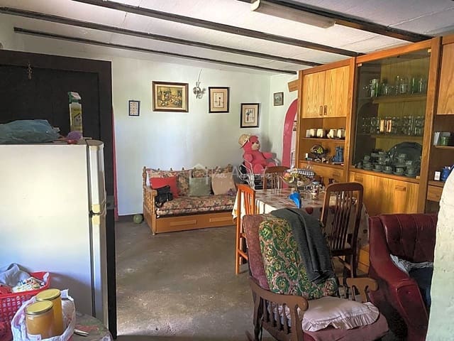 3 soveværelse Finca/Landehus til salg i El Perelló med garage - € 195.000 (Ref: 8312709)