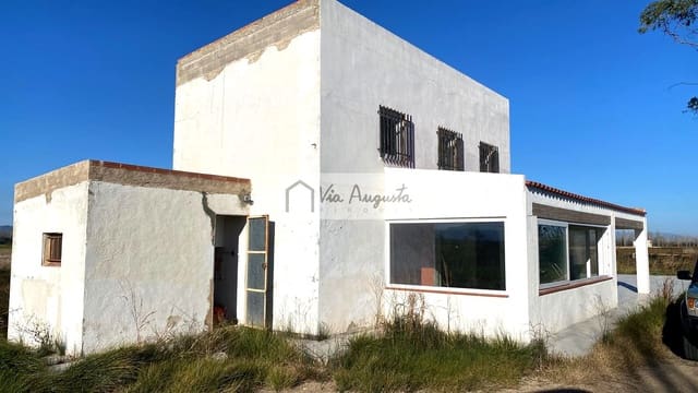 4 bedroom Finca/Country House for sale in Amposta - € 255,000 (Ref: 8738454)