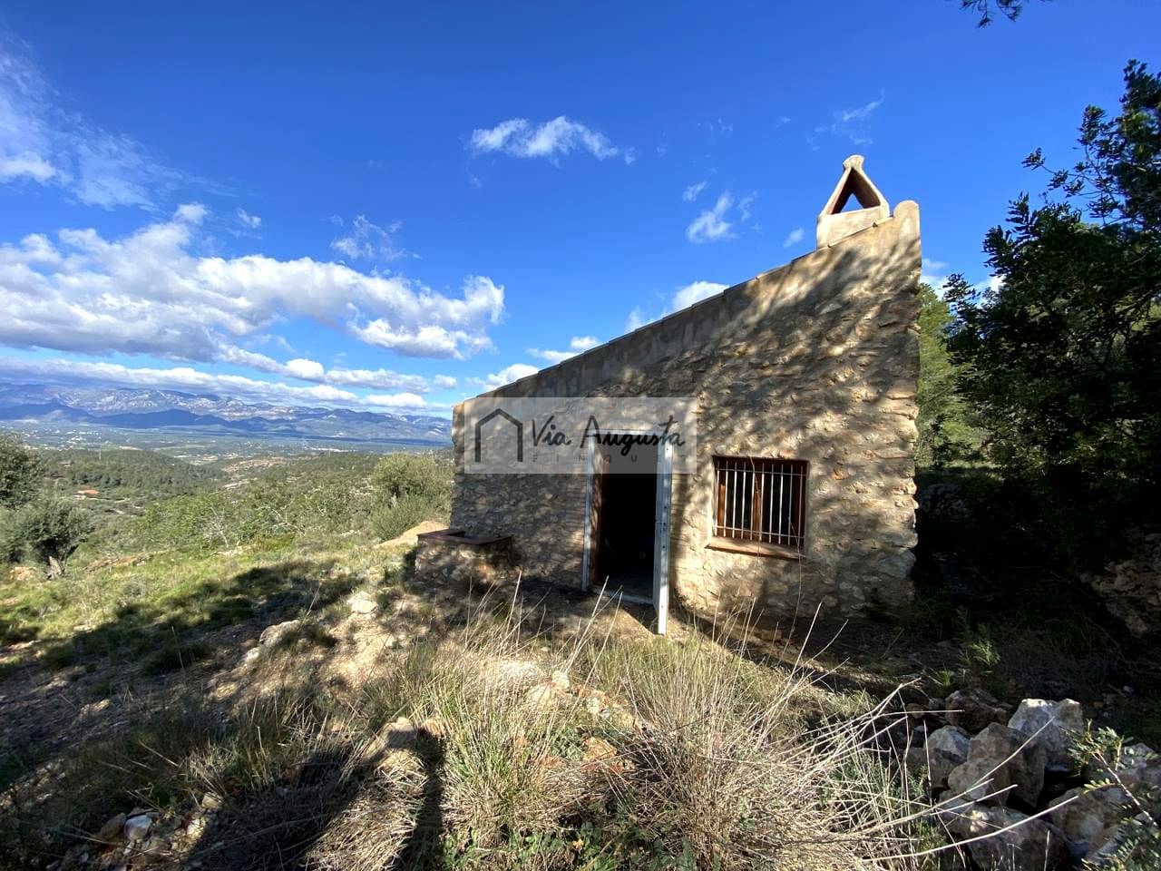 Grunde uden byggetilladelser til salg i Bitem - € 56.000 (Ref: 8868517)