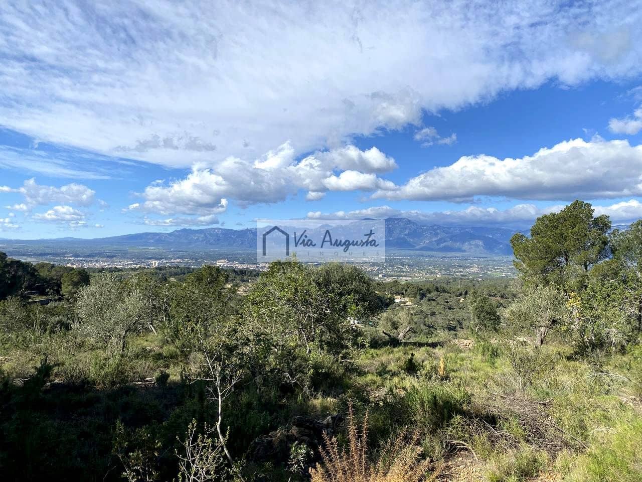 Grunde uden byggetilladelser til salg i Bitem - € 56.000 (Ref: 8868517)