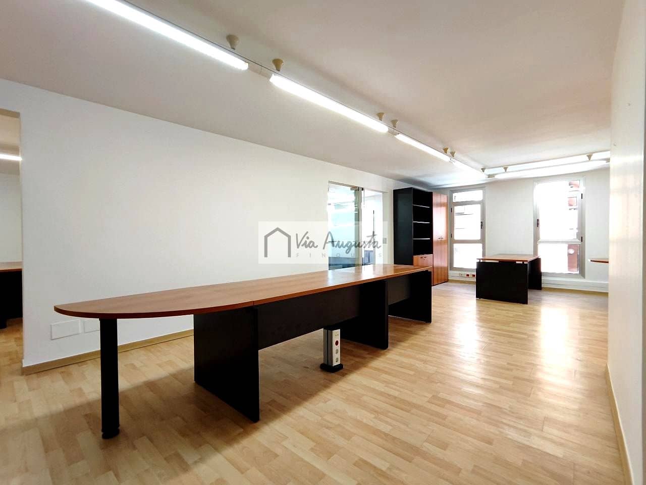 3 soveværelse Kontor til salg i Tortosa - € 100.000 (Ref: 9022249)