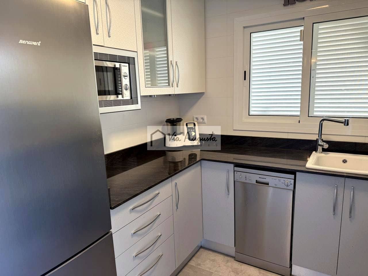 6 sovrum Villa till salu i Calafat - 285 000 € (Ref: 9471518)