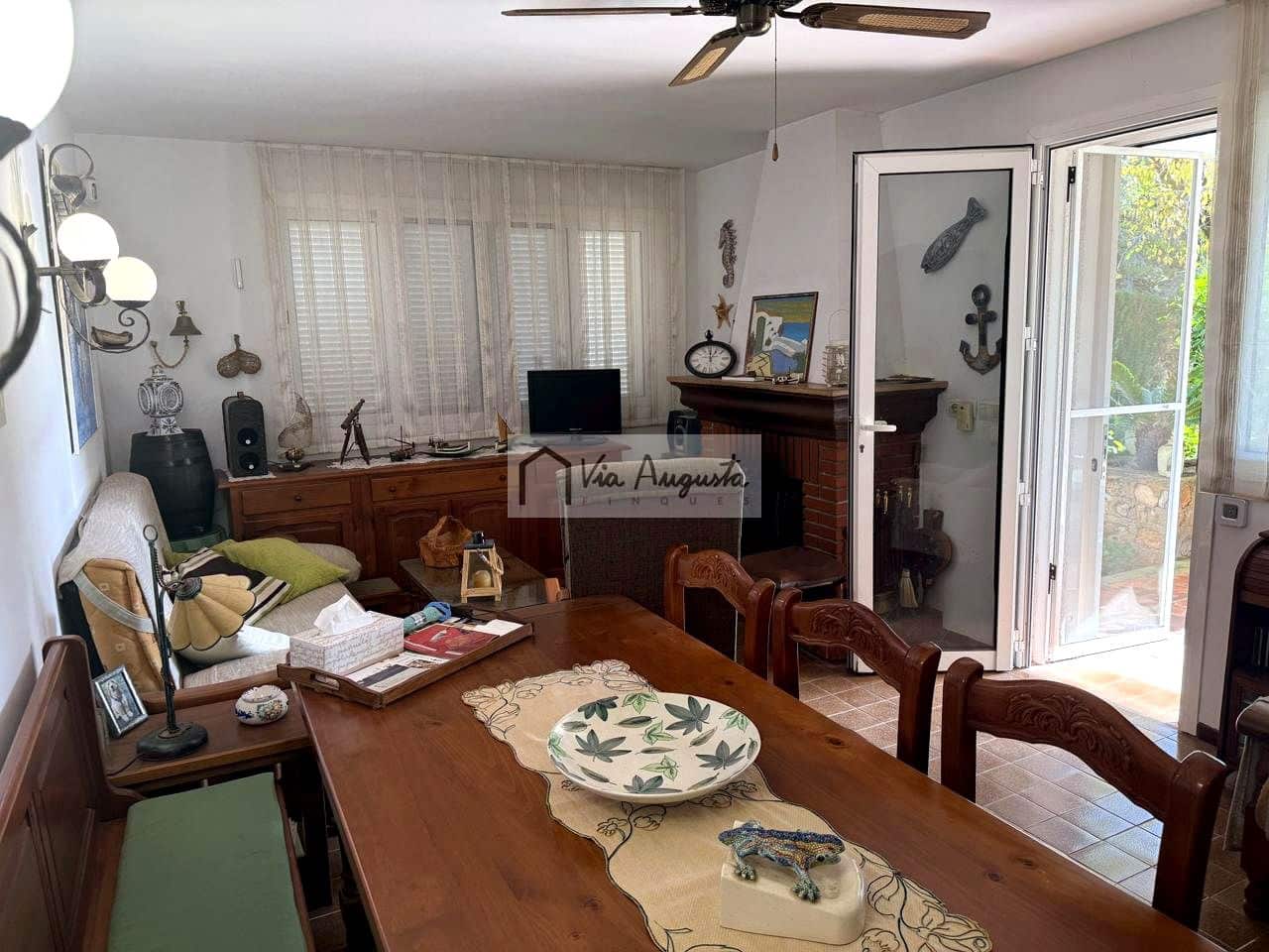 6 sovrum Villa till salu i Calafat - 285 000 € (Ref: 9471518)