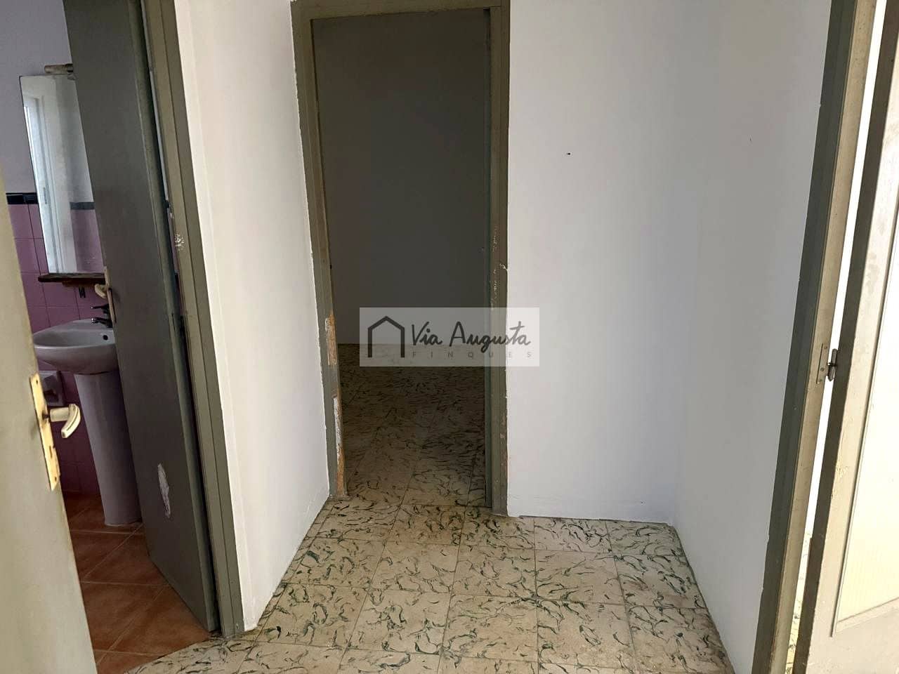 3 slaapkamer Villa te koop in El Perello met garage - € 95.000 (Ref: 9535167)