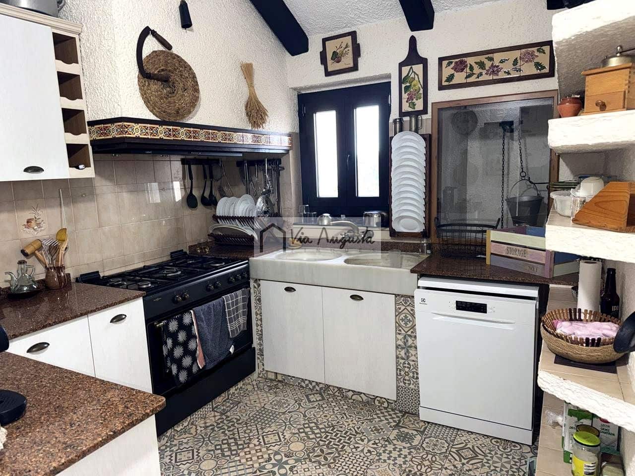 3 bedroom Finca/Country House for sale in L'Ampolla with pool garage - € 450,000 (Ref: 9624078)