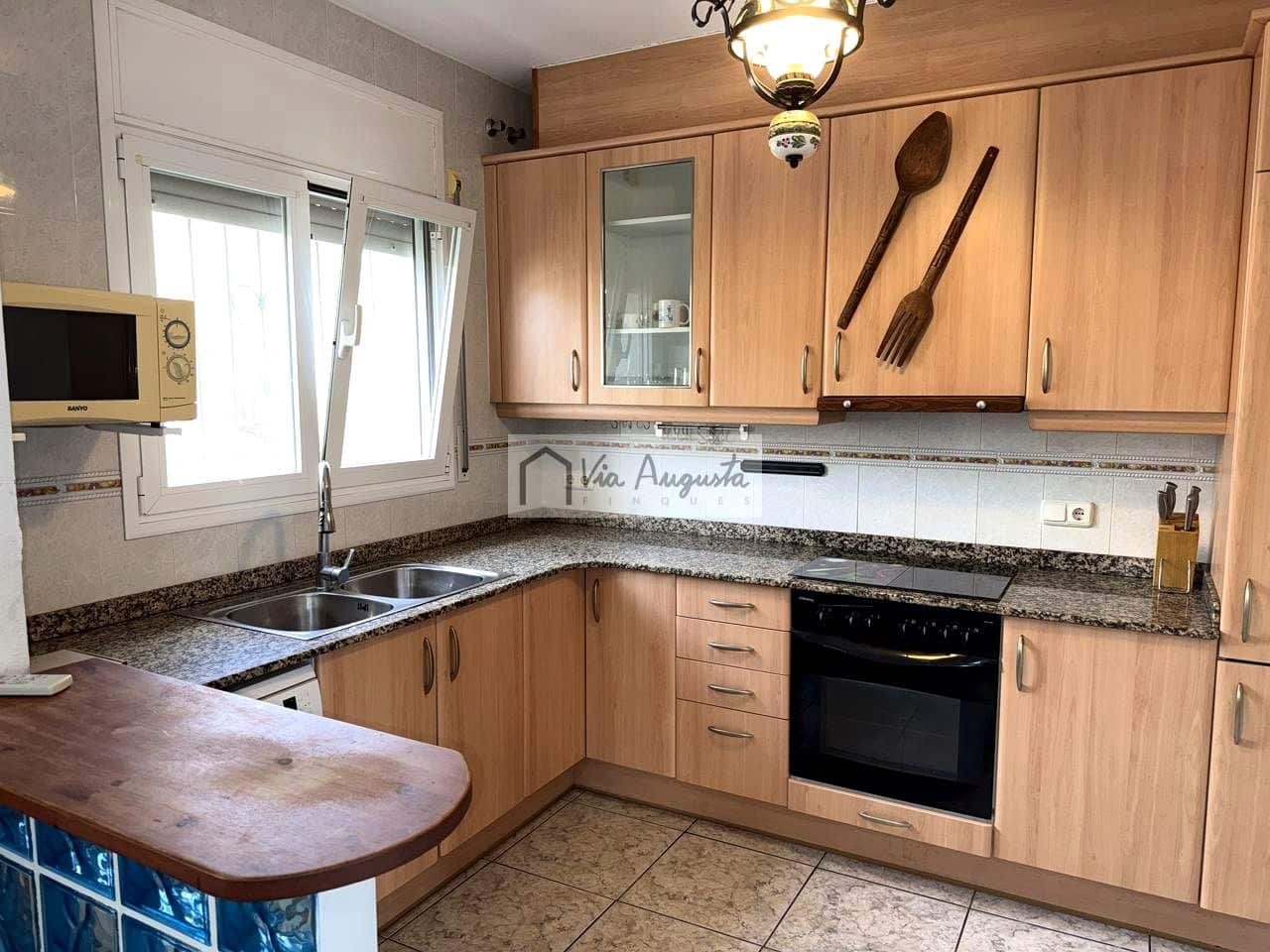 3 soverom Villa til salgs i Deltebre med svømmebasseng - € 325 000 (Ref: 9645607)