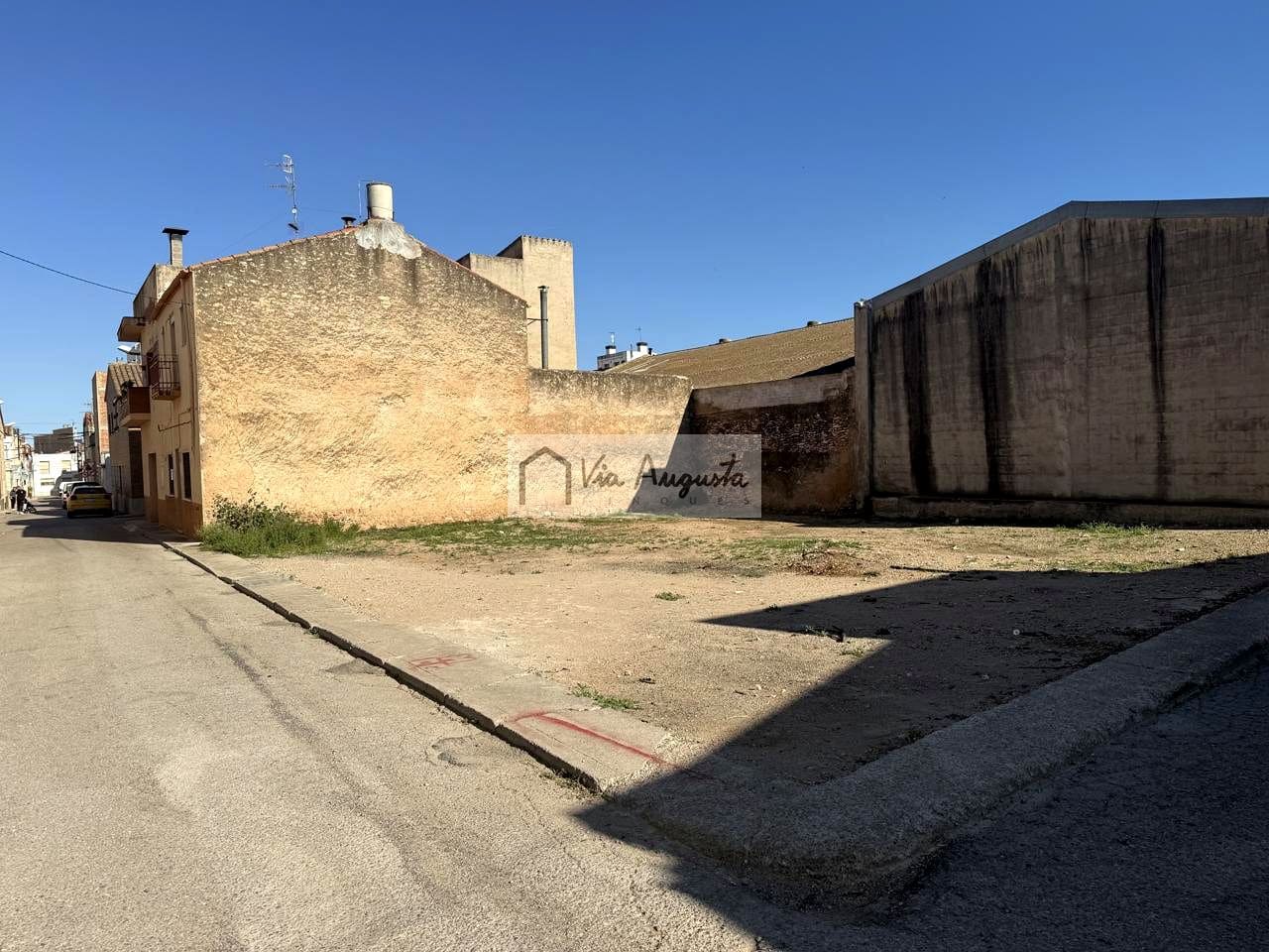 Mark till salu i Santa Barbara - 55 000 € (Ref: 9784485)