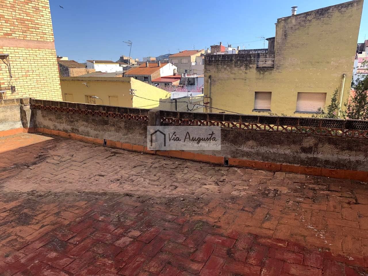 5 slaapkamer Villa te koop in Santa Barbara - € 110.000 (Ref: 9795712)