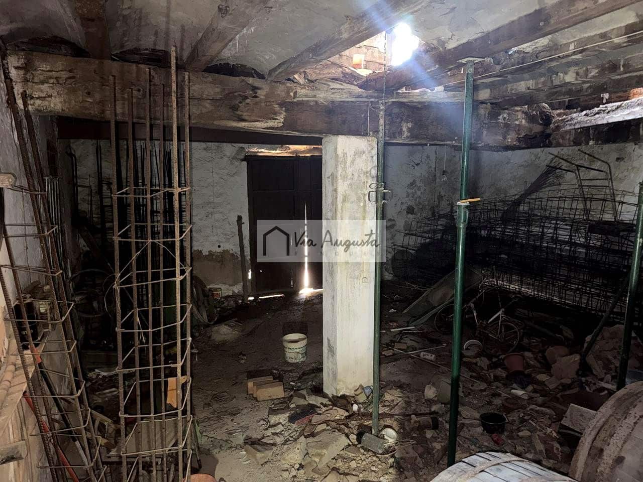 5 slaapkamer Villa te koop in Santa Barbara - € 110.000 (Ref: 9795712)