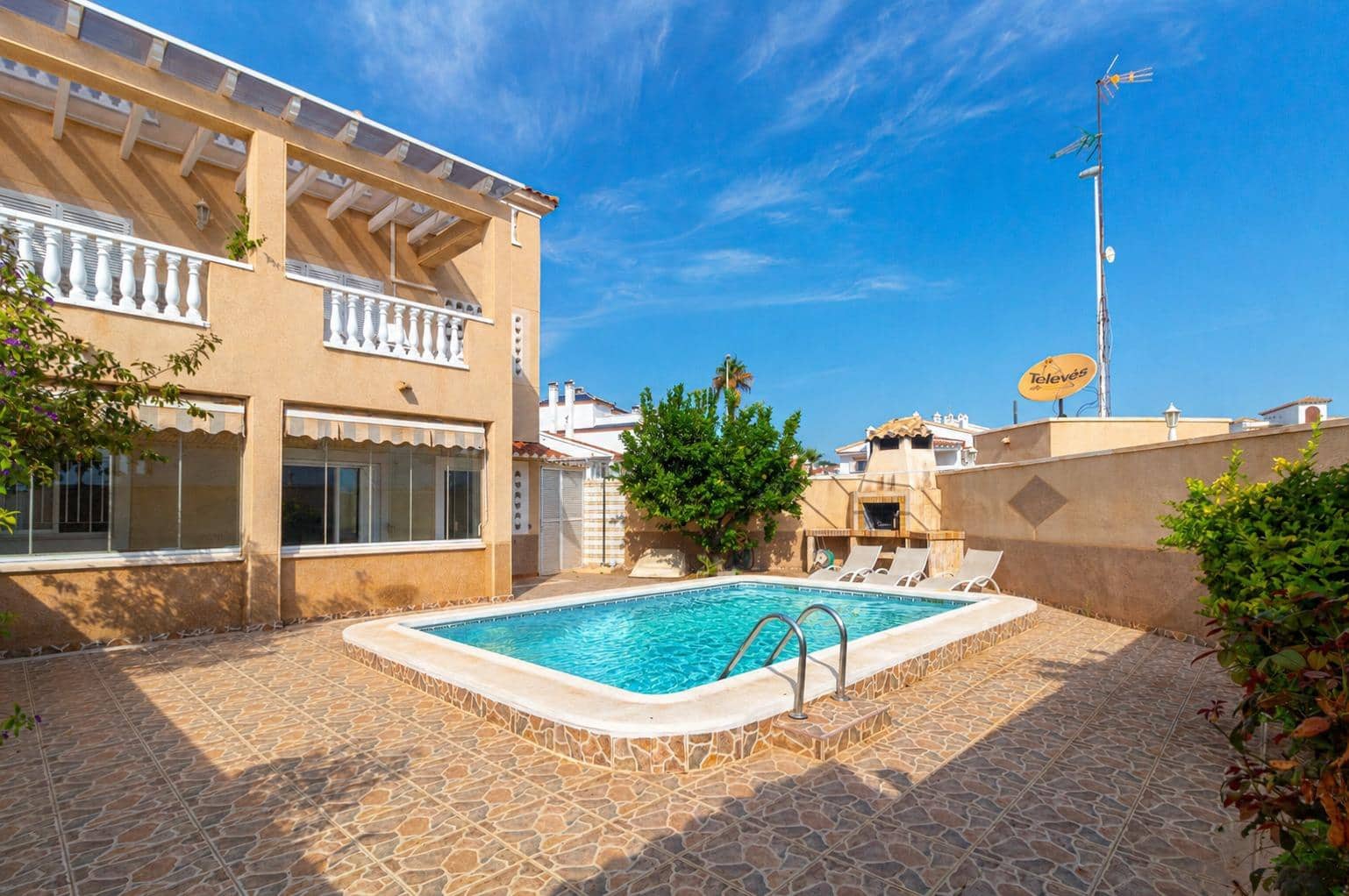 3 sypialnia Bungalow na sprzedaż w Orihuela Costa z basenem garażem - 339 000 € (Ref: 10015603)