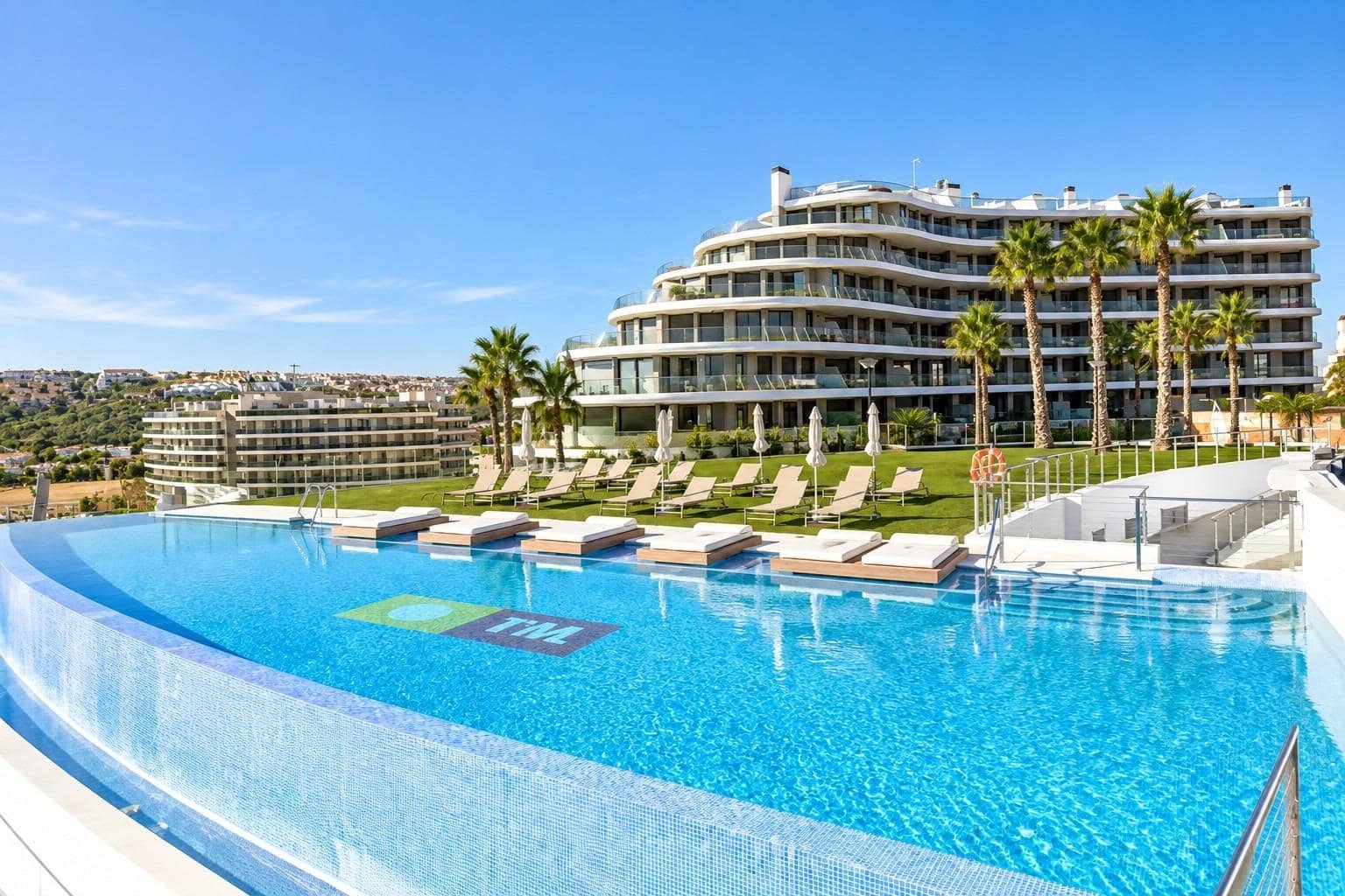 3 sypialnia Apartament na sprzedaż w Arenales del Sol z basenem garażem - 785 000 € (Ref: 10064698)