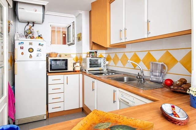 Apartamento de 1 habitación en Dehesa de Campoamor, Orihuela en venta con piscina garaje - 154.000 € (Ref: 10094698)