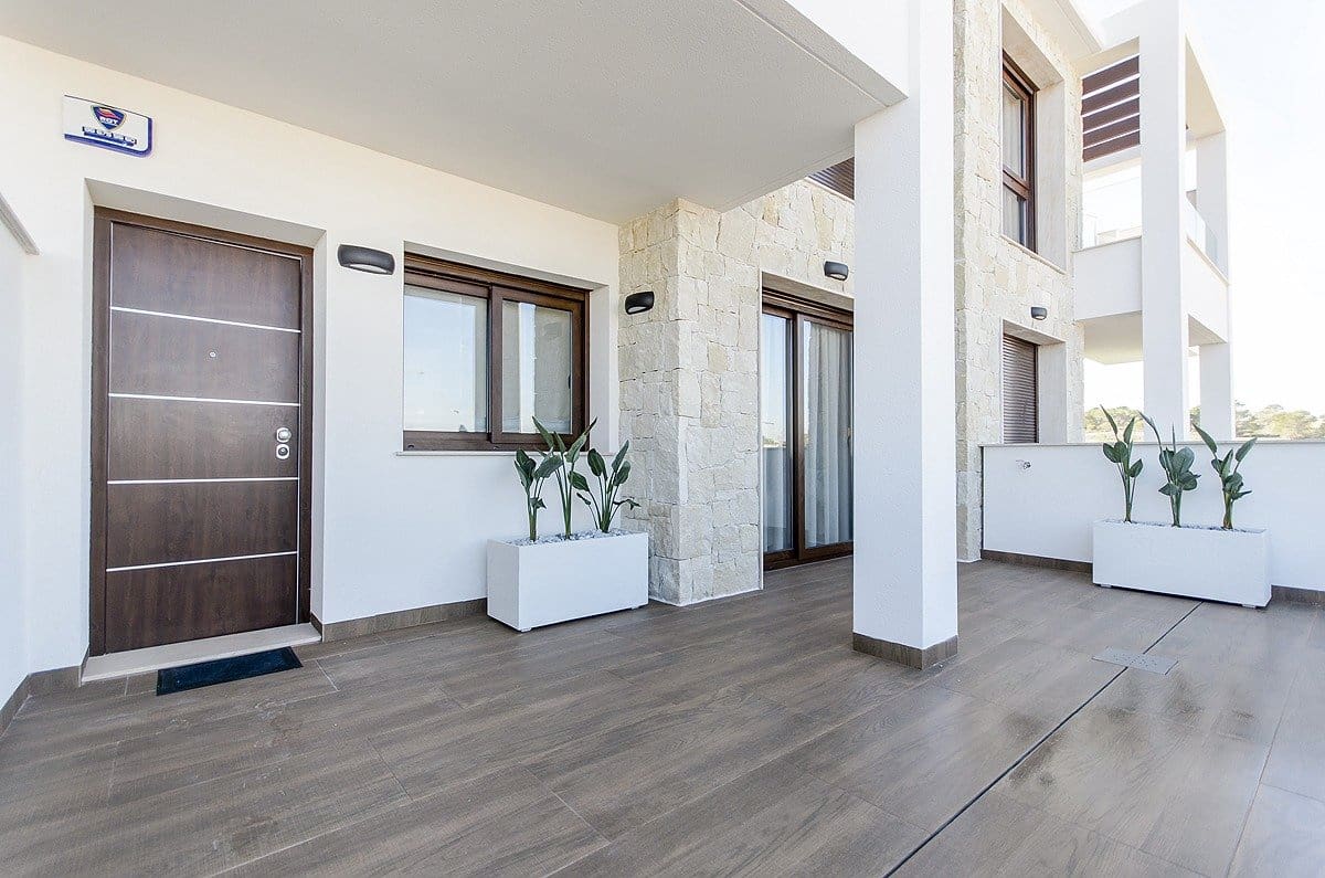 3 sypialnia Bungalow na sprzedaż w Los Balcones z basenem - 168 000 € (Ref: 5864790)