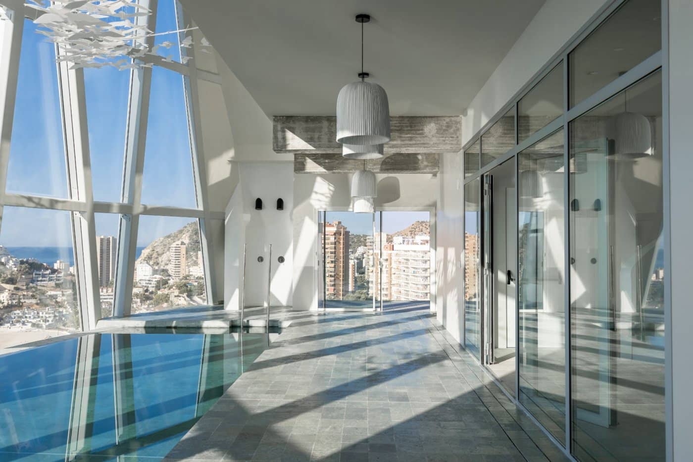 3 soveværelse Lejlighed til salg i Benidorm med swimmingpool garage - € 1.550.000 (Ref: 7247941)
