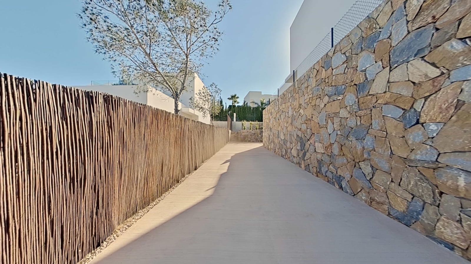 3 bedroom Villa for sale in Las Colinas Golf with pool garage - € 1,030,000 (Ref: 9928289)