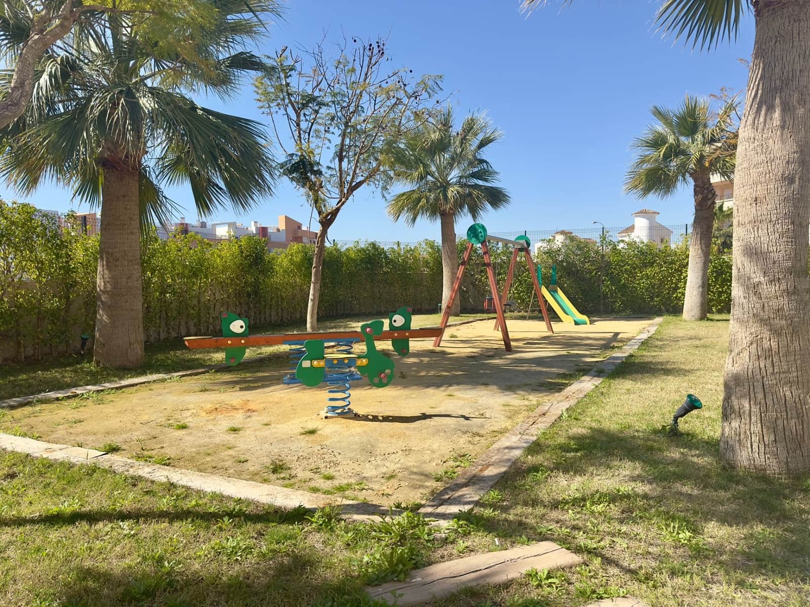 3 soveværelse Lejlighed til salg i Playa Flamenca med swimmingpool garage - € 589.900 (Ref: 9929377)
