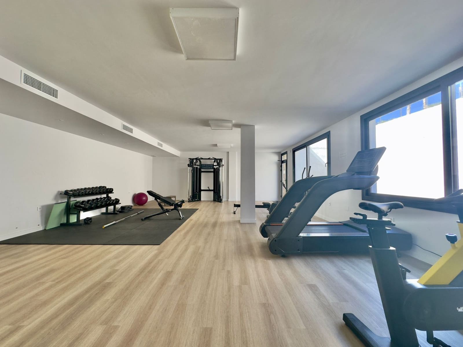 3 soveværelse Lejlighed til salg i Playa Flamenca med swimmingpool garage - € 589.900 (Ref: 9929377)