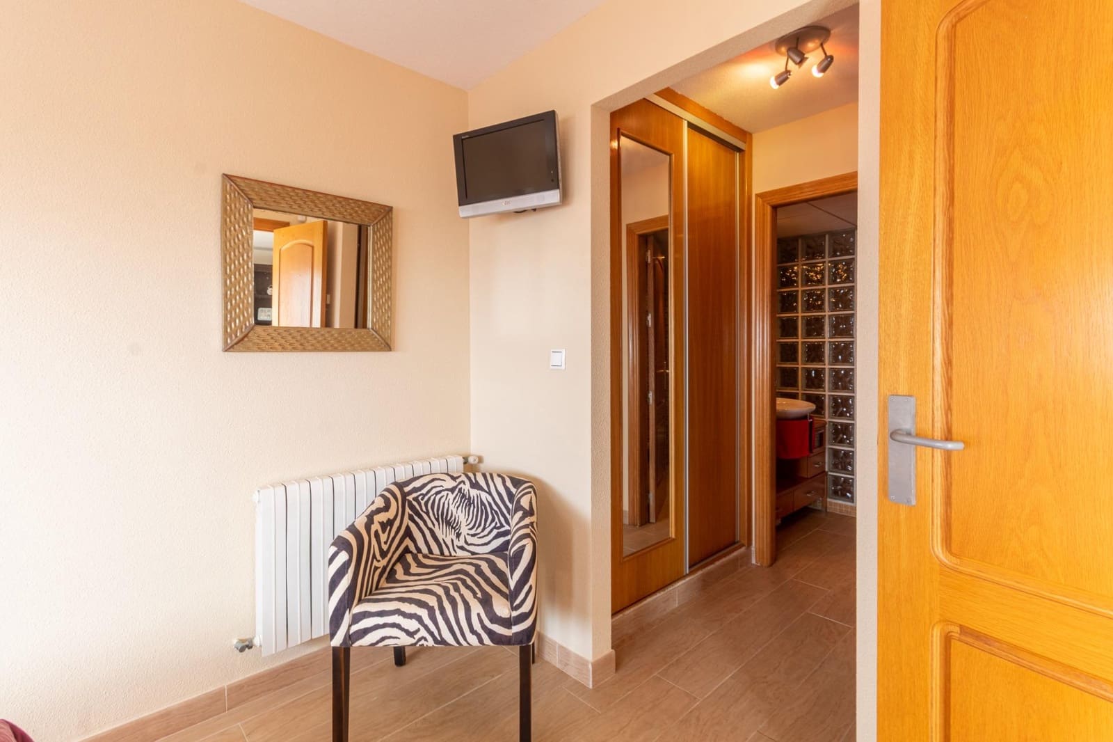 4 slaapkamer Flat te koop in Torrevieja met zwembad garage - € 680.000 (Ref: 9965268)