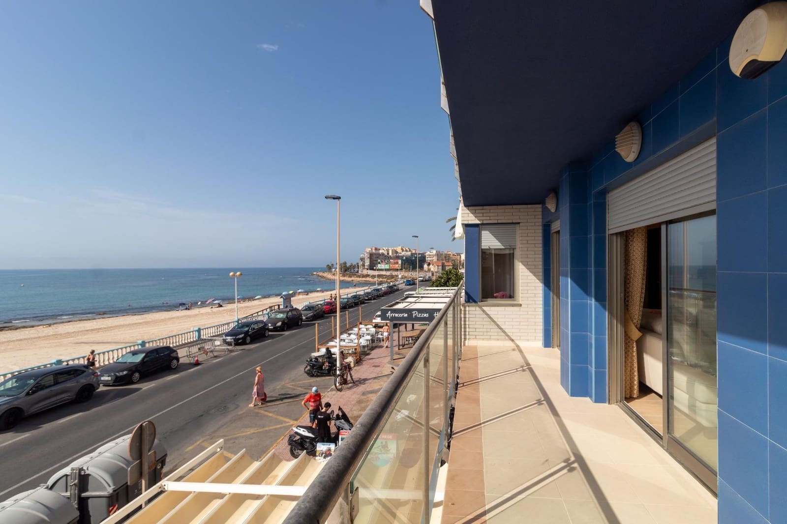 4 slaapkamer Flat te koop in Torrevieja met zwembad garage - € 680.000 (Ref: 9965268)