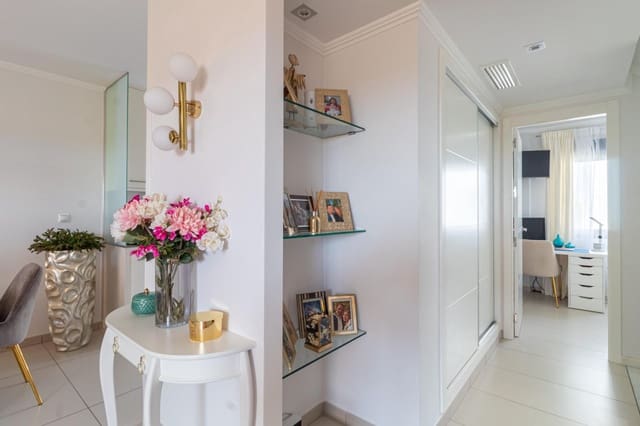 3 soverom Rekkehus til salgs i Lomas de Cabo Roig - Los Dolses, Orihuela med svømmebasseng garasje - € 390 000 (Ref: 9973319)